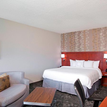Courtyard By Marriott Charlotte Ballantyne Eksteriør billede