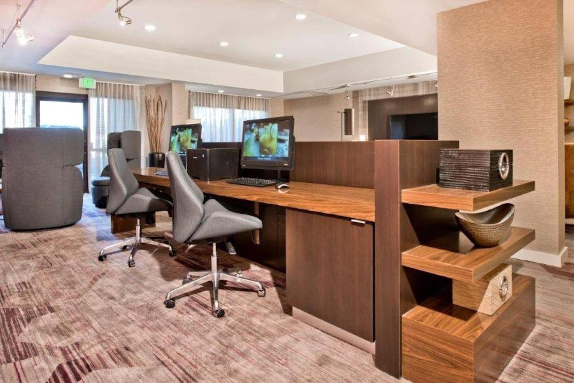 Courtyard By Marriott Charlotte Ballantyne Eksteriør billede