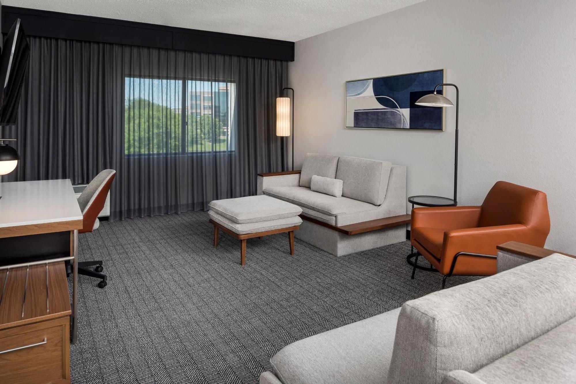 Courtyard By Marriott Charlotte Ballantyne Hotel Eksteriør billede