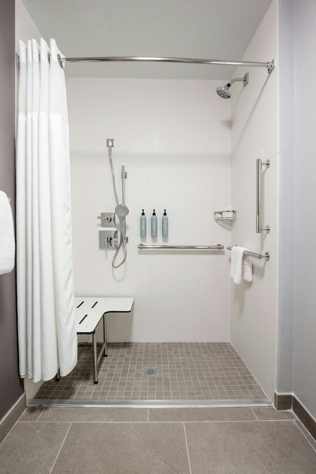 Courtyard By Marriott Charlotte Ballantyne Eksteriør billede